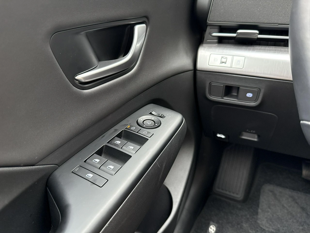 Hyundai Kona - Zdjęcie 19