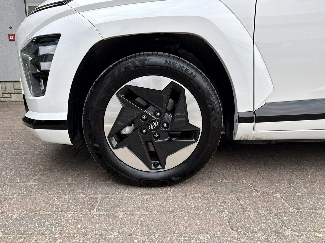 Hyundai Kona - Zdjęcie 8