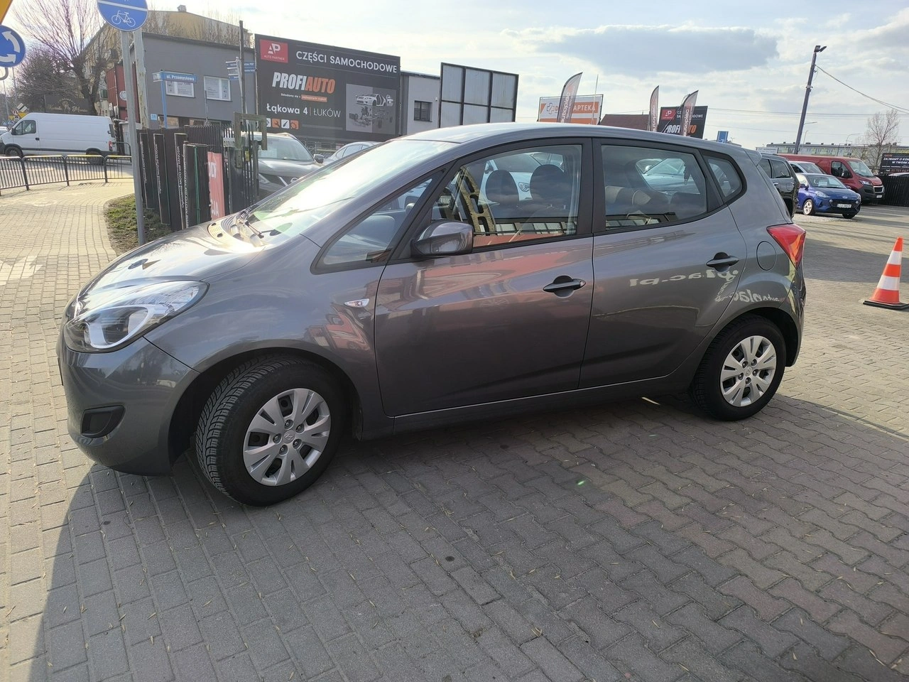 Hyundai ix20 - Zdjęcie 9