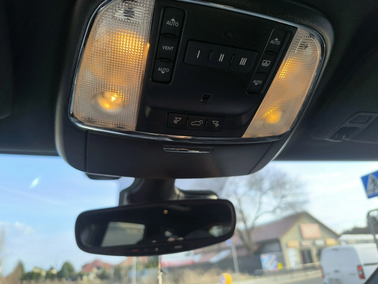 Jeep Grand Cherokee - Zdjęcie 21