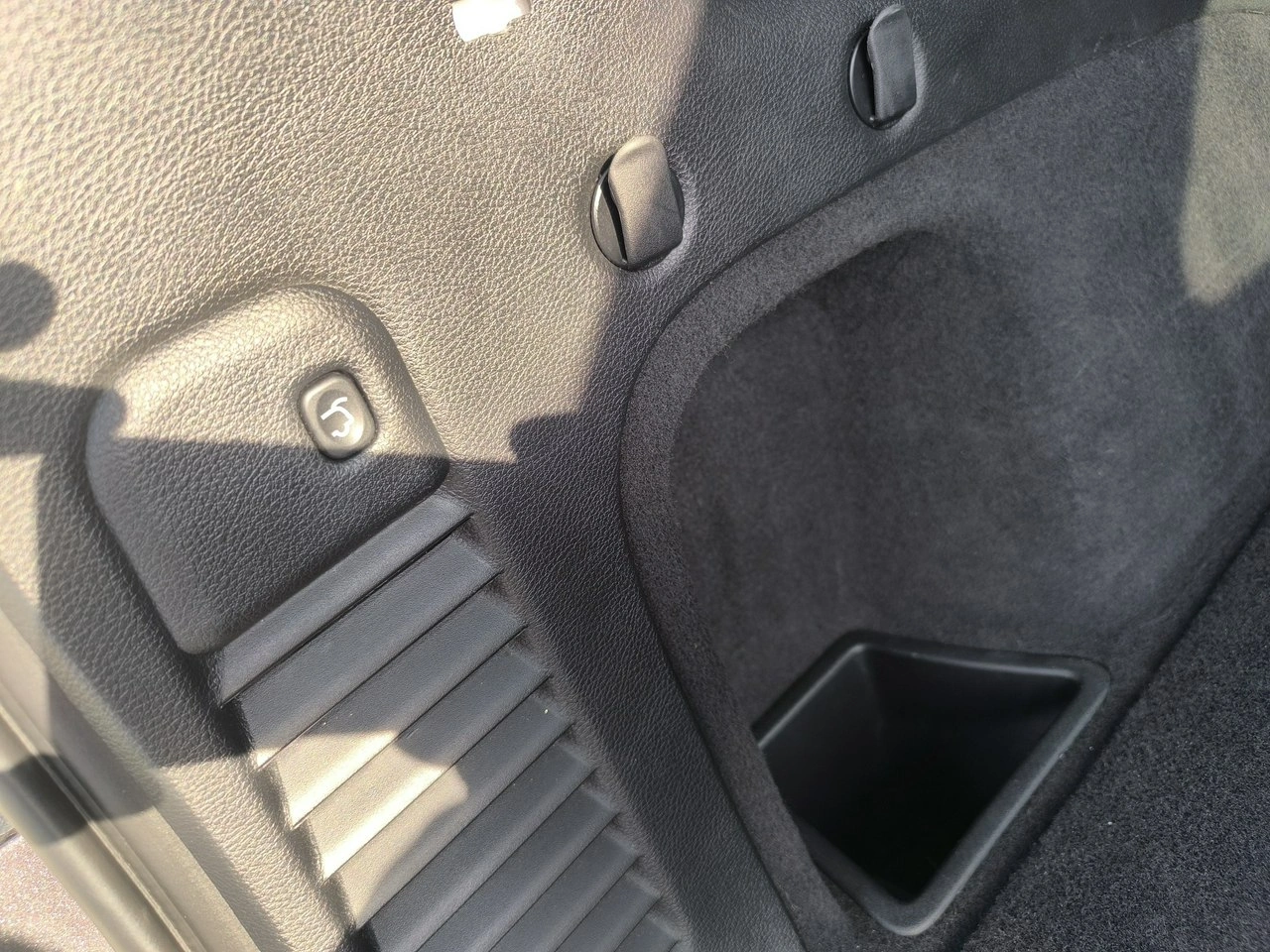 Jeep Grand Cherokee - Zdjęcie 37