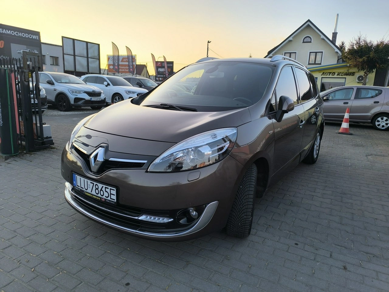 Renault Grand Scenic - Zdjęcie 9