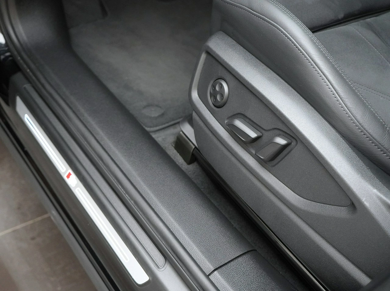 Audi Q5 - Zdjęcie 10