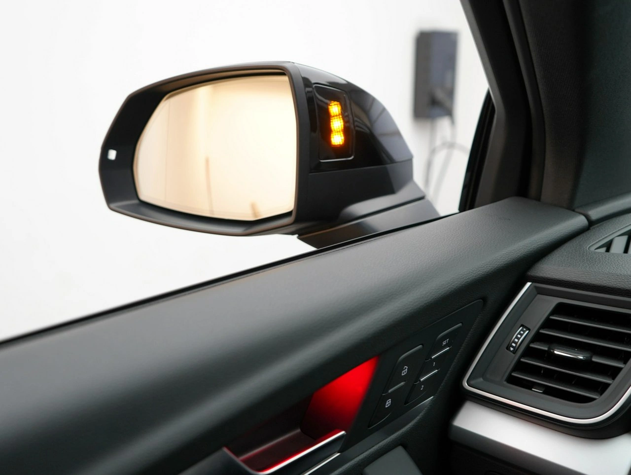 Audi Q5 - Zdjęcie 18