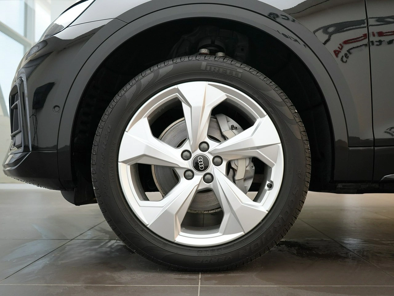 Audi Q5 - Zdjęcie 4