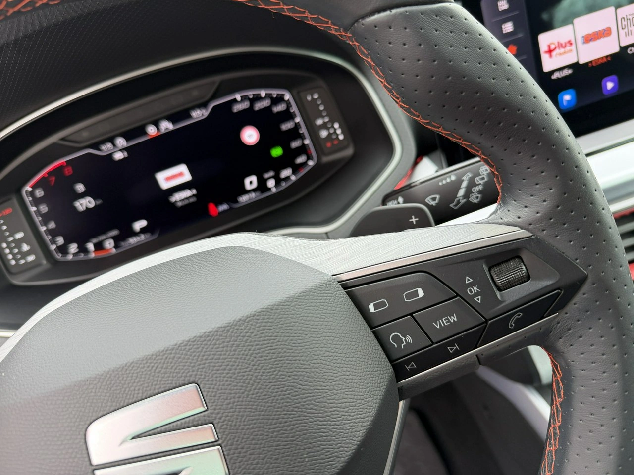 Seat Arona - Zdjęcie 17