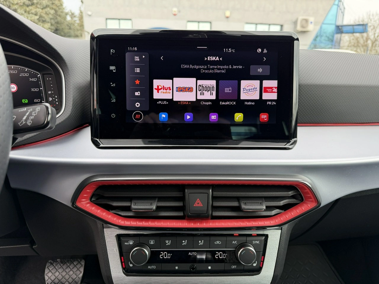 Seat Arona - Zdjęcie 21