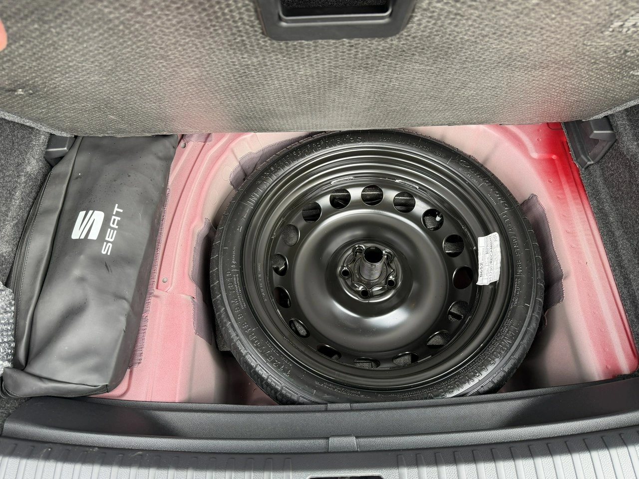 Seat Arona - Zdjęcie 36