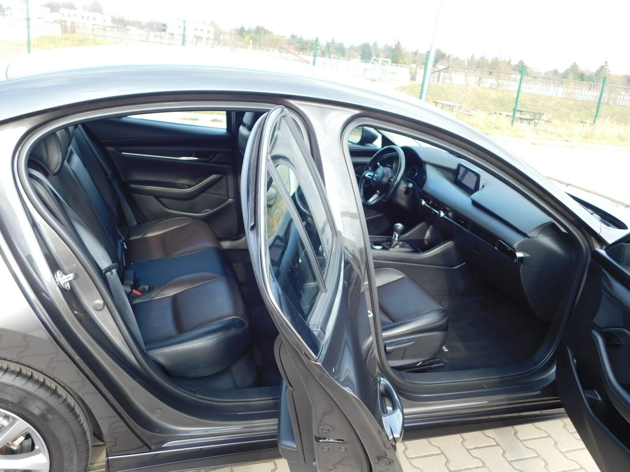 Mazda 3 - Zdjęcie 9