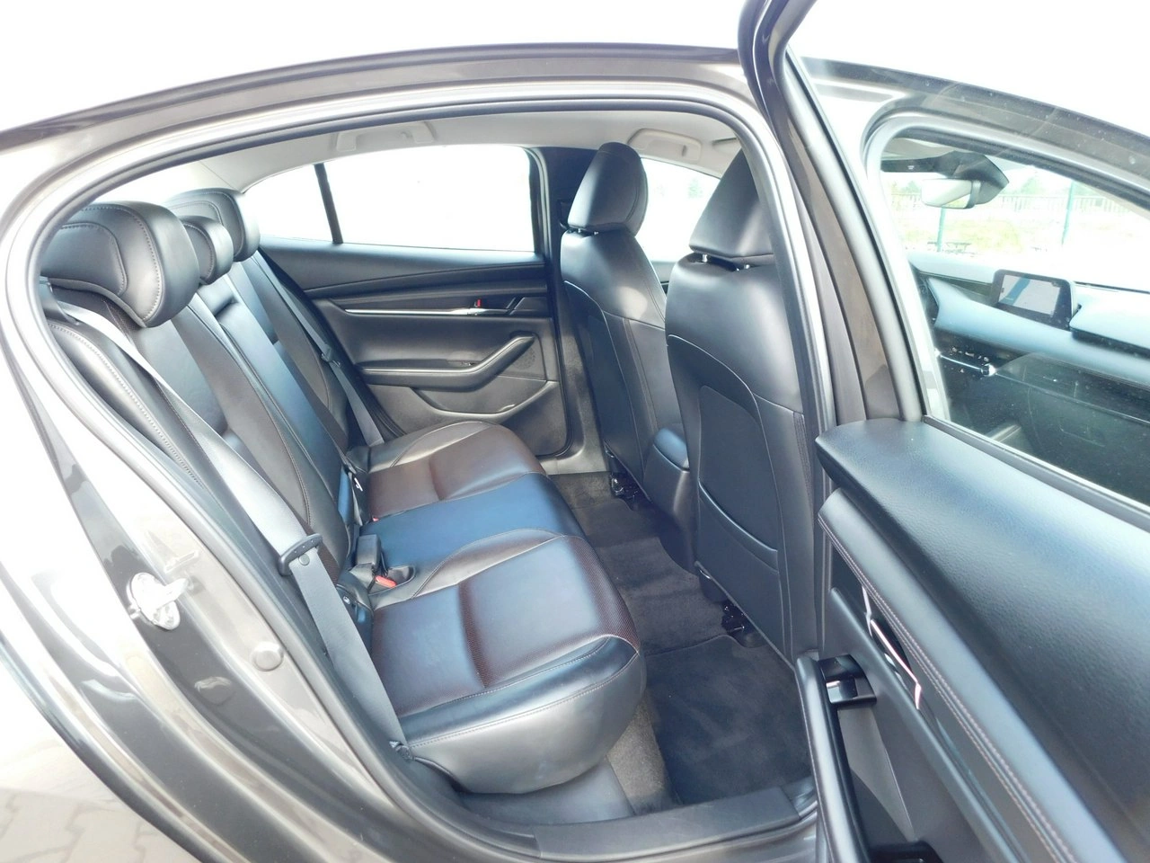 Mazda 3 - Zdjęcie 10