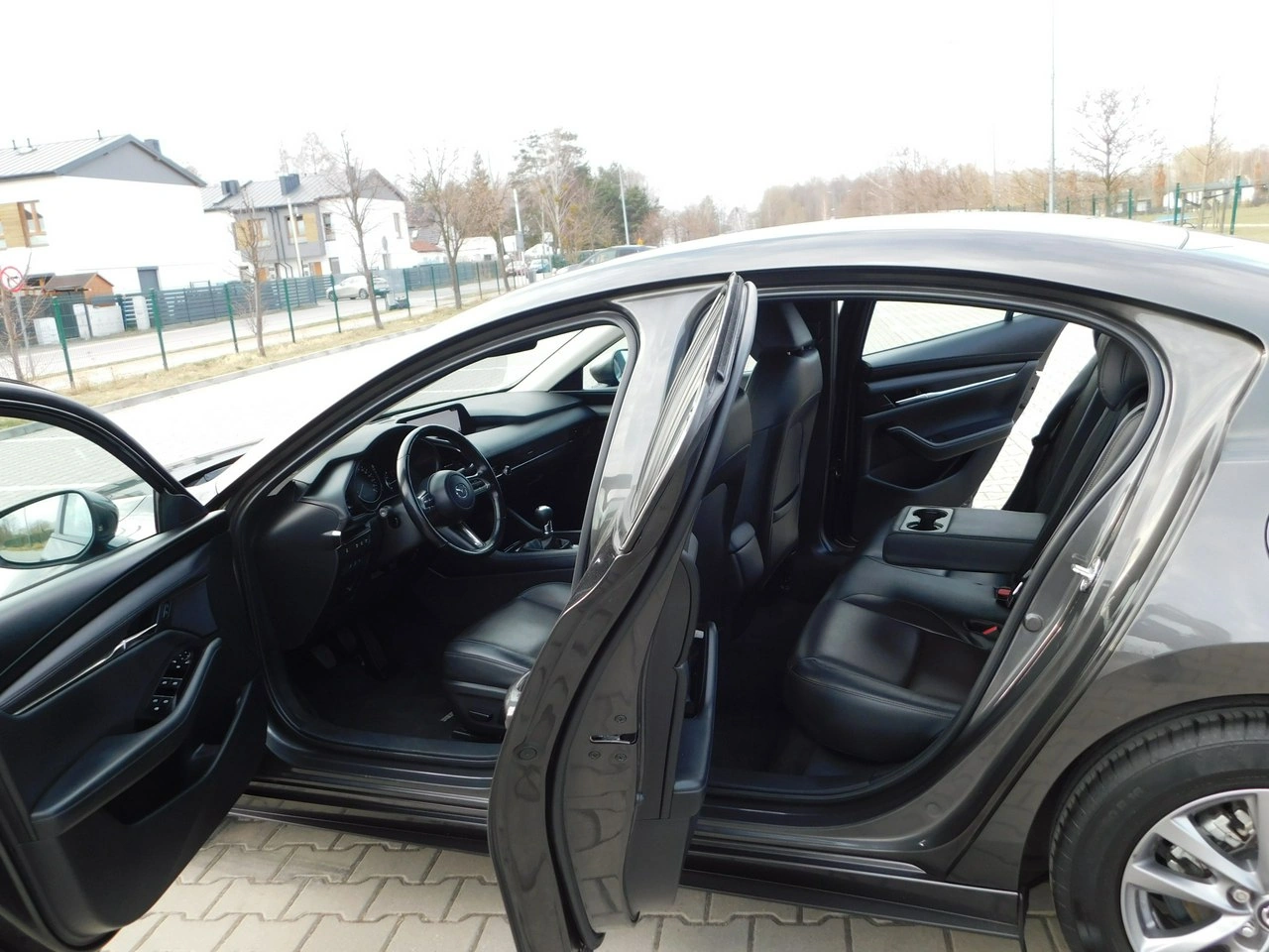 Mazda 3 - Zdjęcie 12