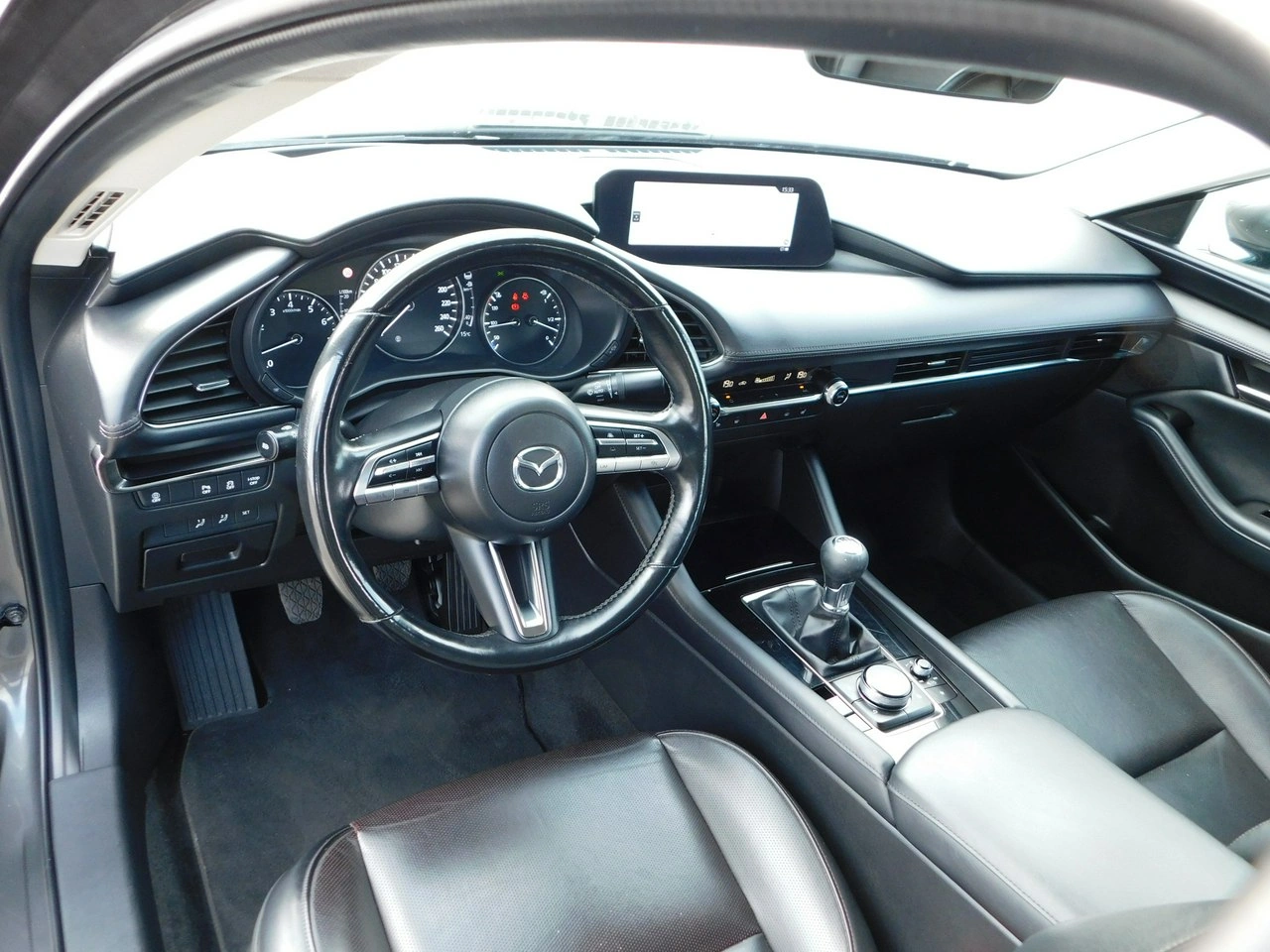 Mazda 3 - Zdjęcie 15