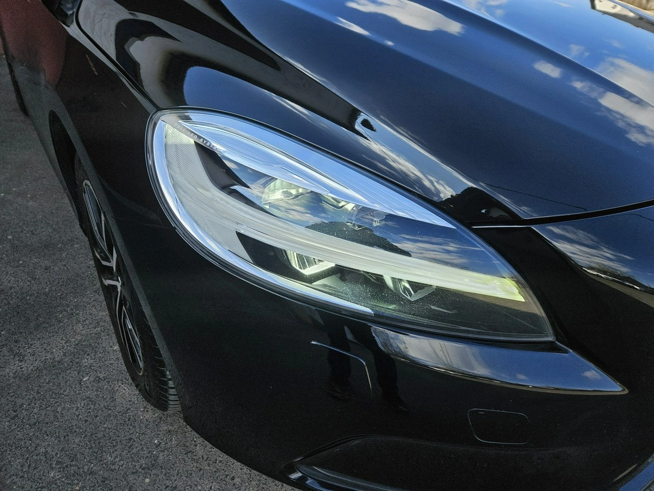 Volvo V40 - Zdjęcie 31