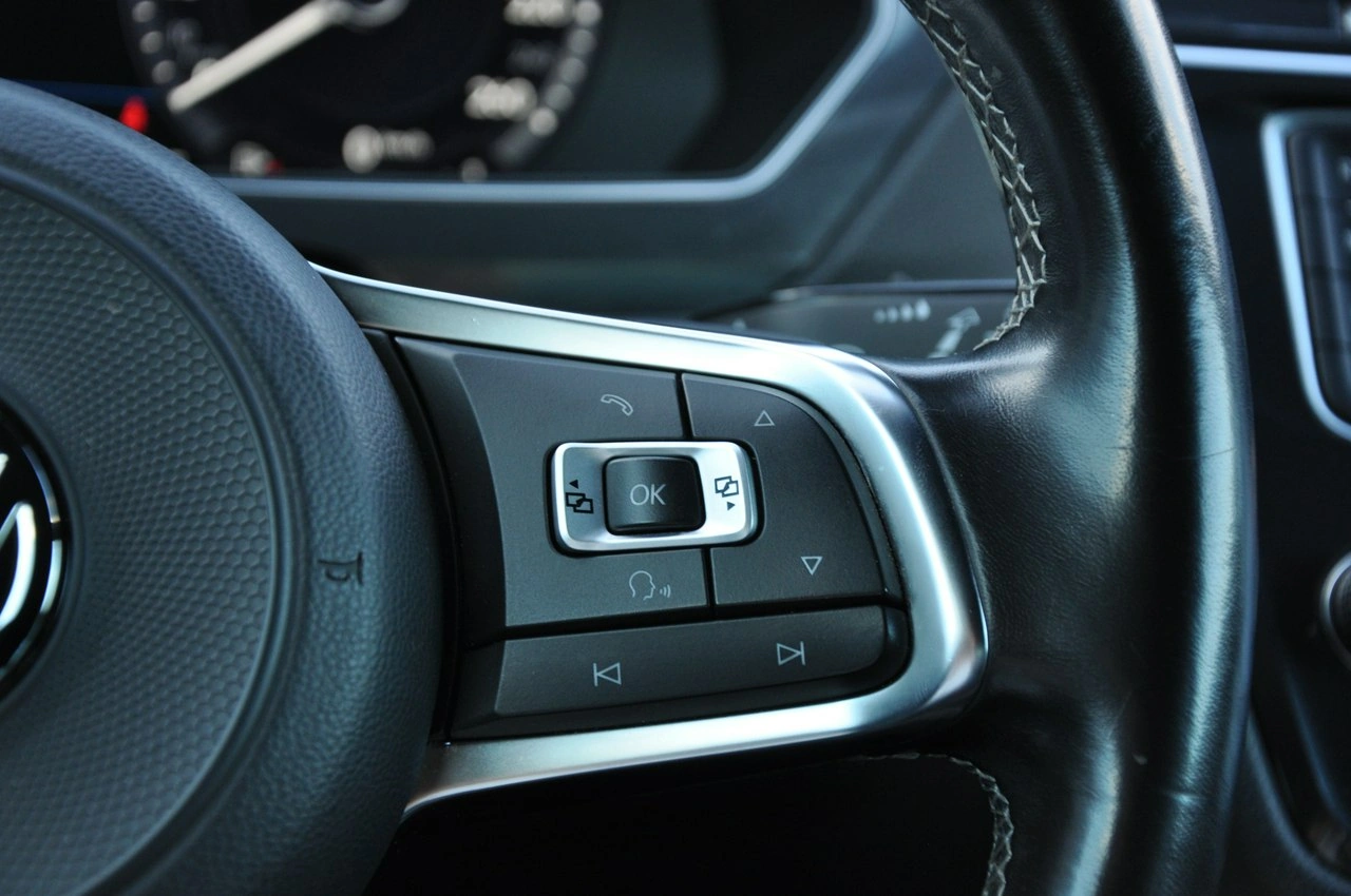 Volkswagen Tiguan - Zdjęcie 18