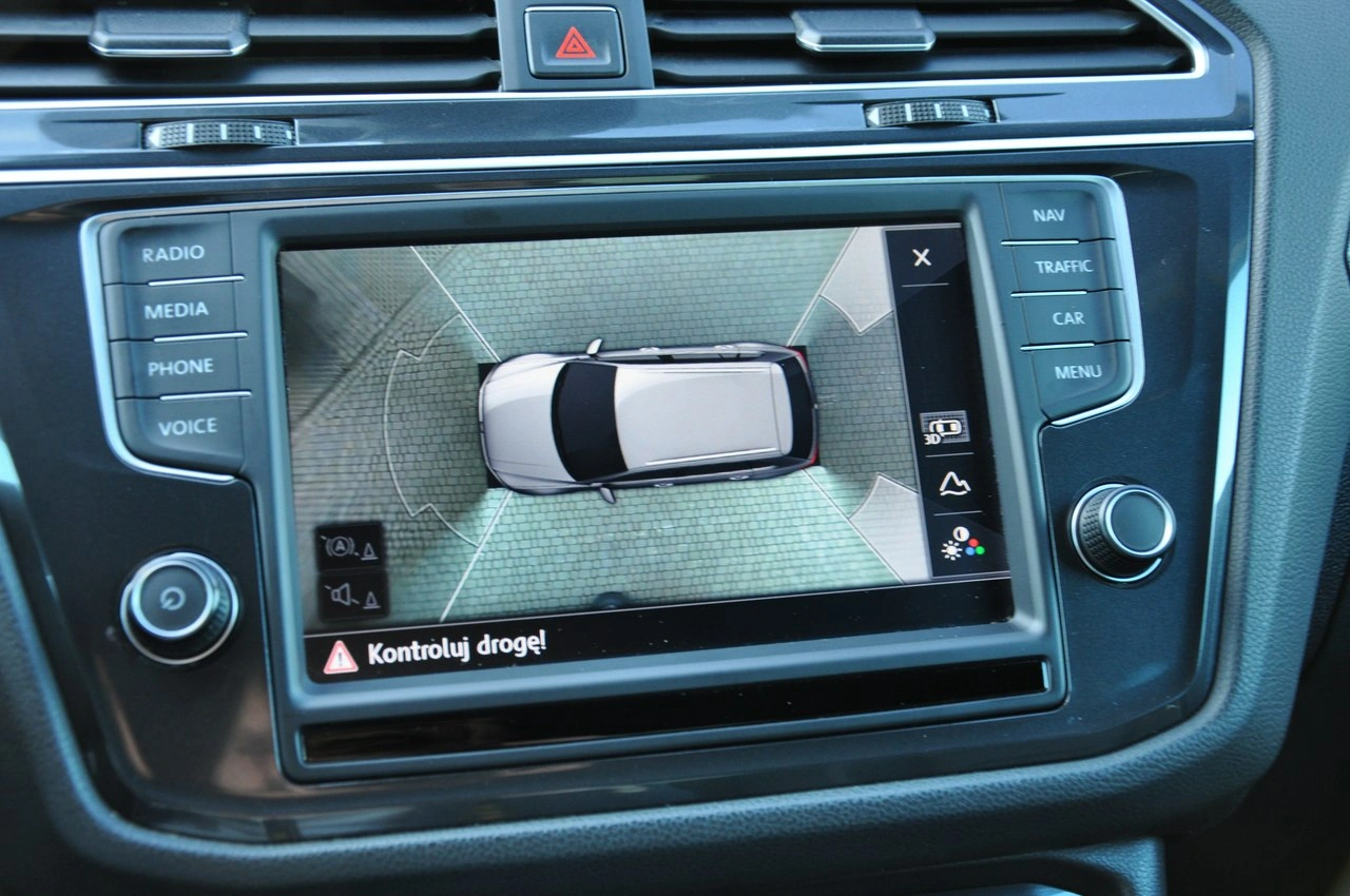 Volkswagen Tiguan - Zdjęcie 26