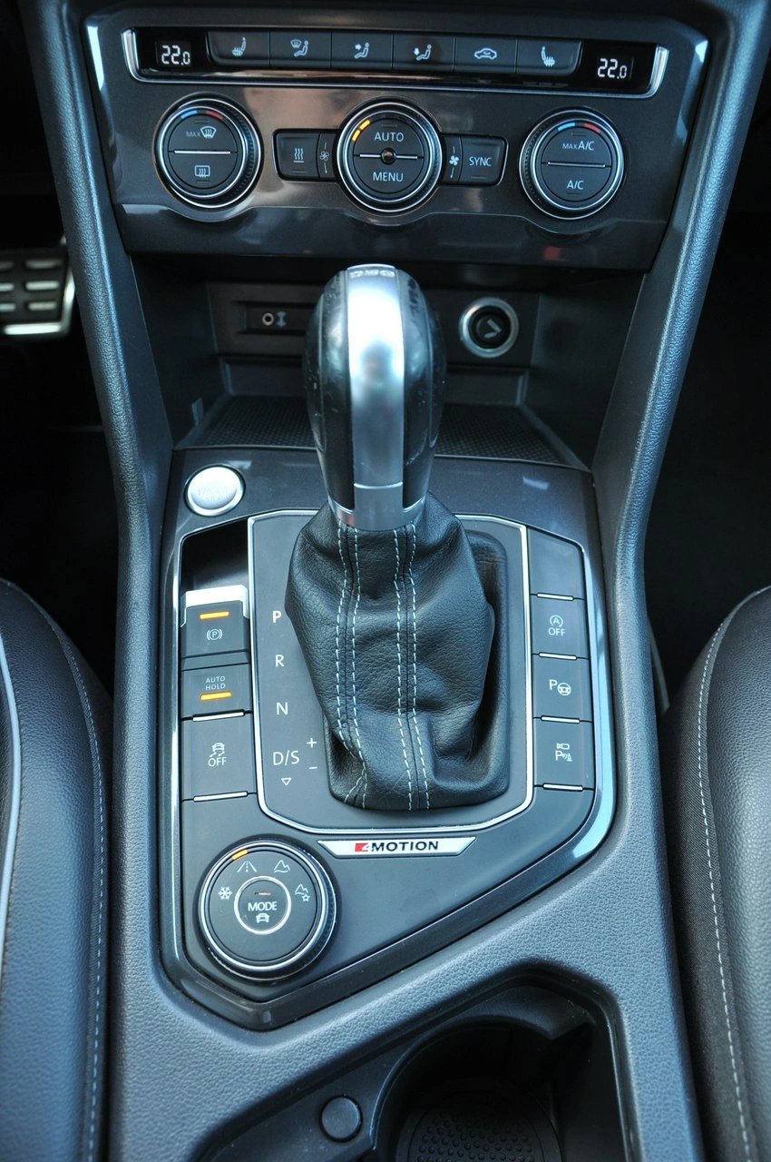 Volkswagen Tiguan - Zdjęcie 32