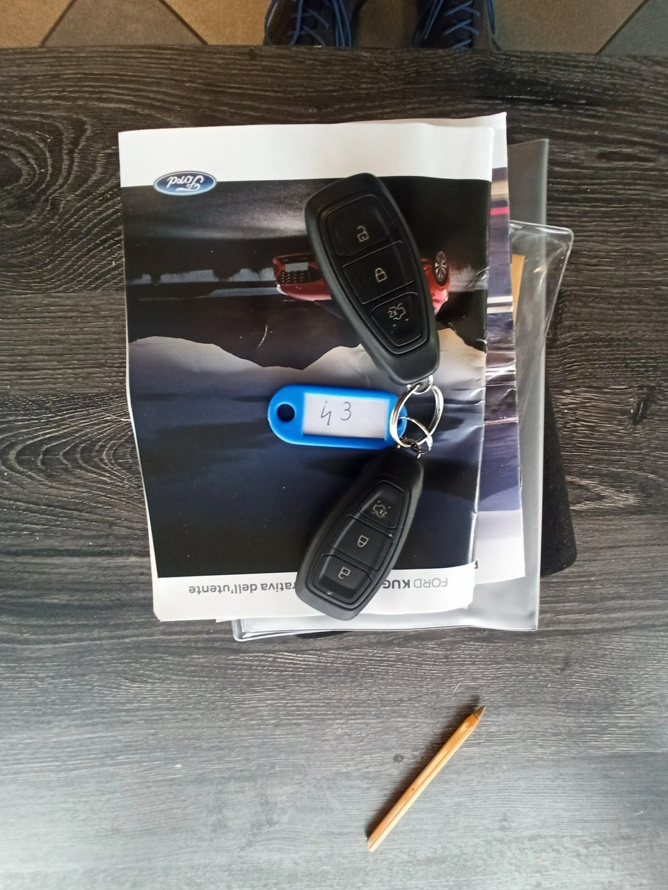 Ford Kuga - Zdjęcie 38