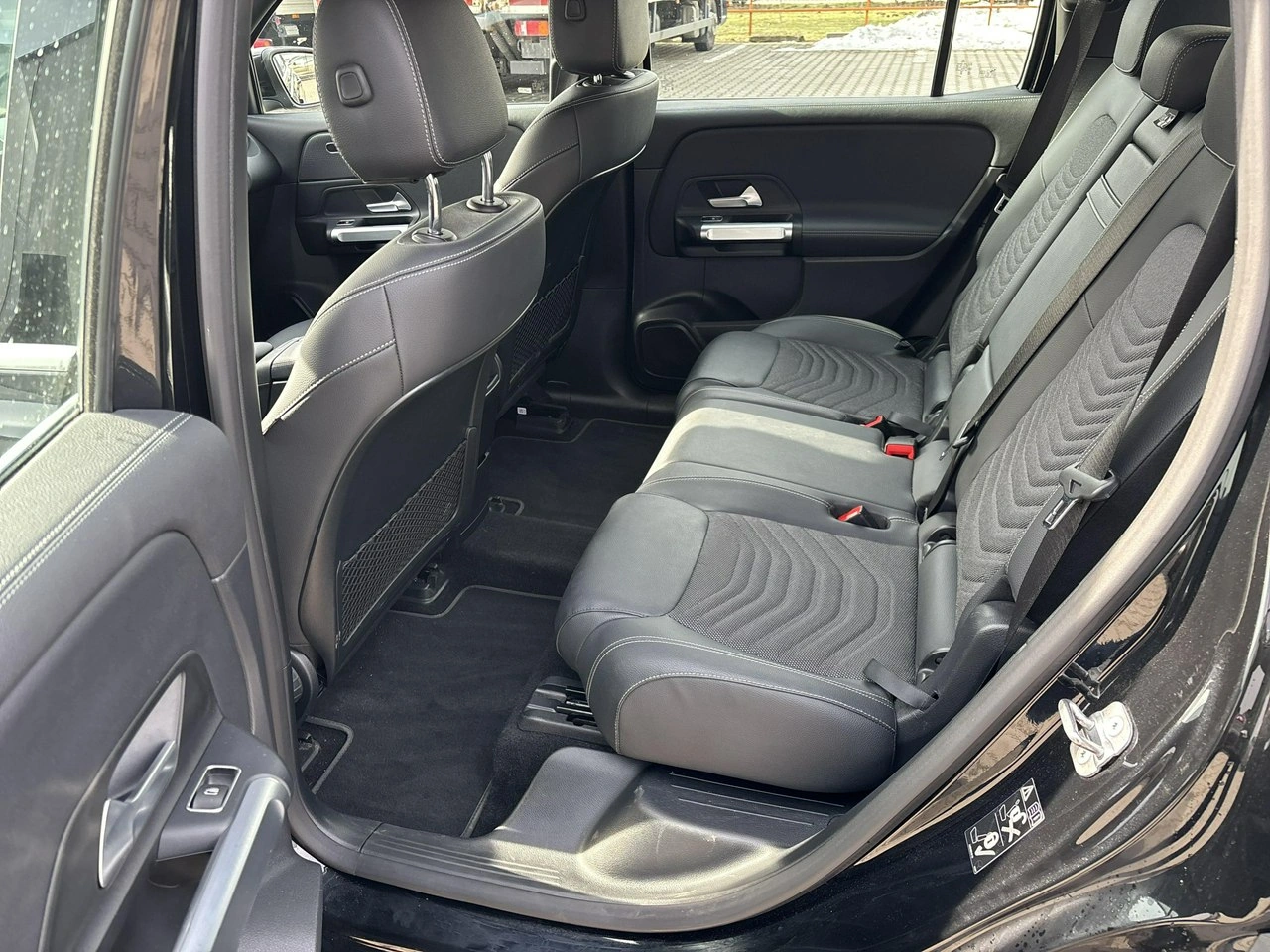 Mercedes EQB - Zdjęcie 9