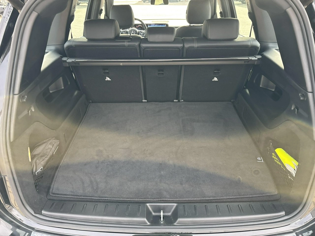 Mercedes EQB - Zdjęcie 12