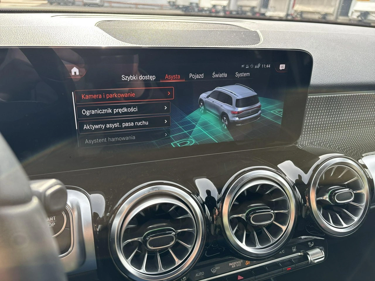 Mercedes EQB - Zdjęcie 22