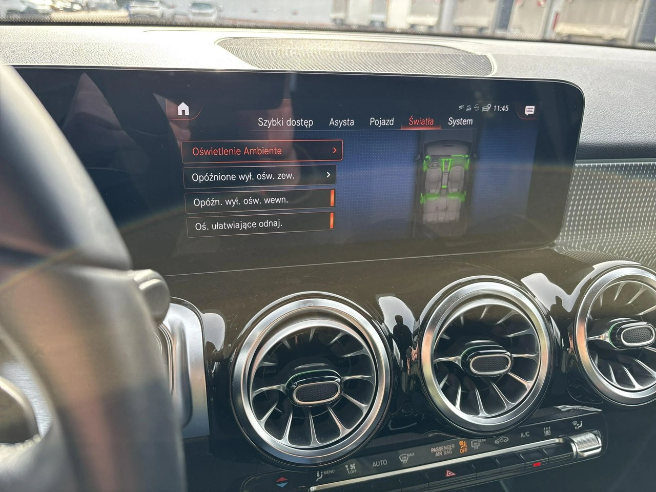 Mercedes EQB - Zdjęcie 24