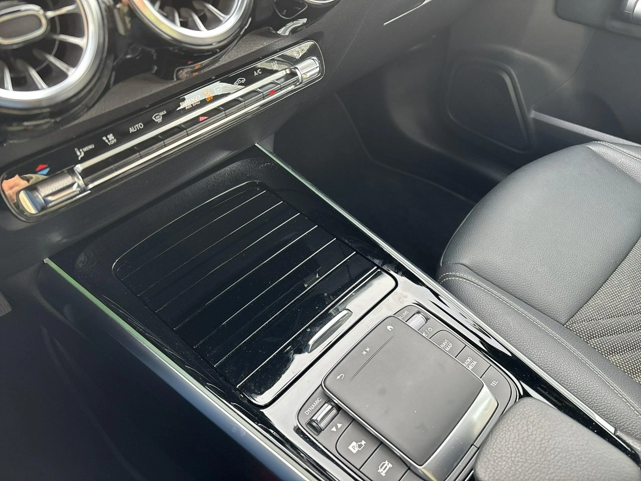 Mercedes EQB - Zdjęcie 26