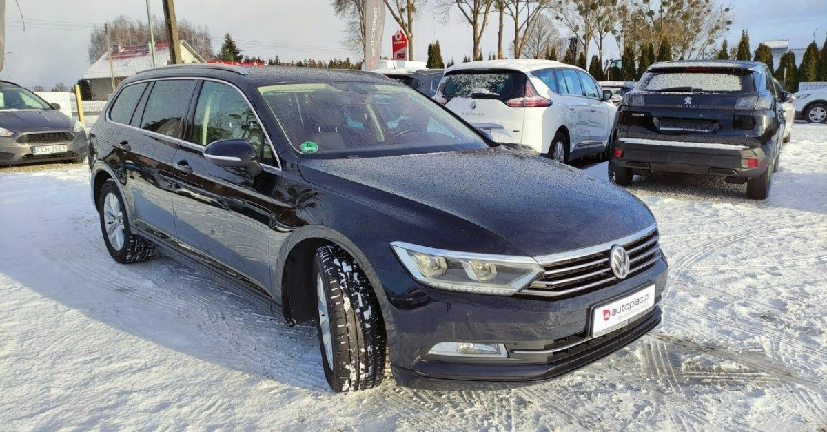 Volkswagen Passat Variant - Zdjęcie 2