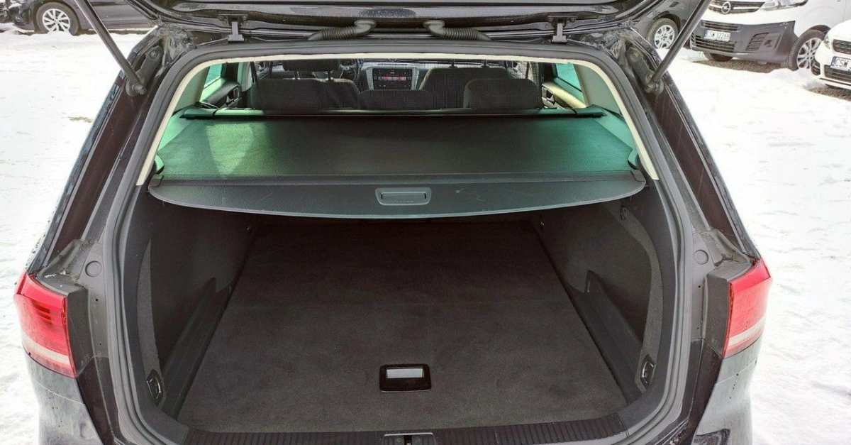 Volkswagen Passat Variant - Zdjęcie 8