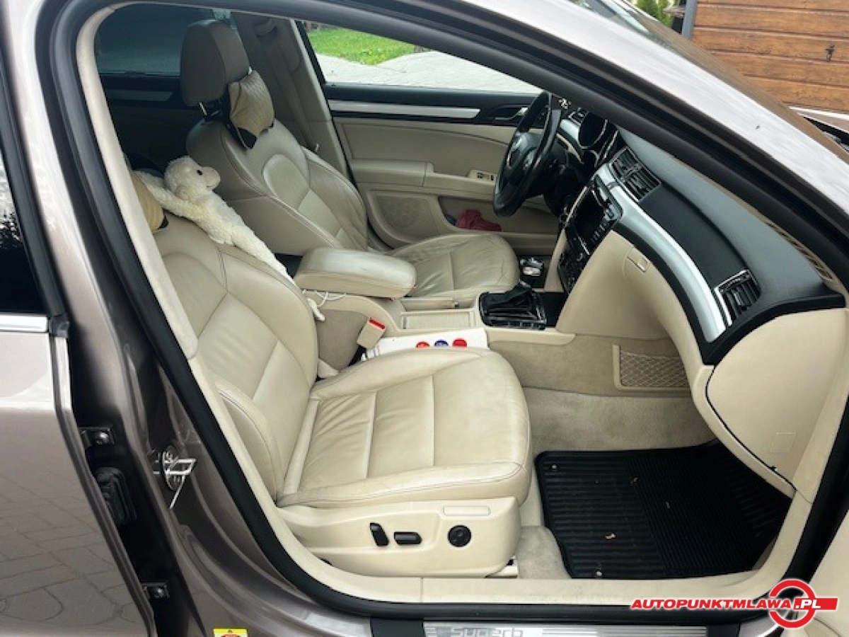 Skoda Superb - Zdjęcie 12