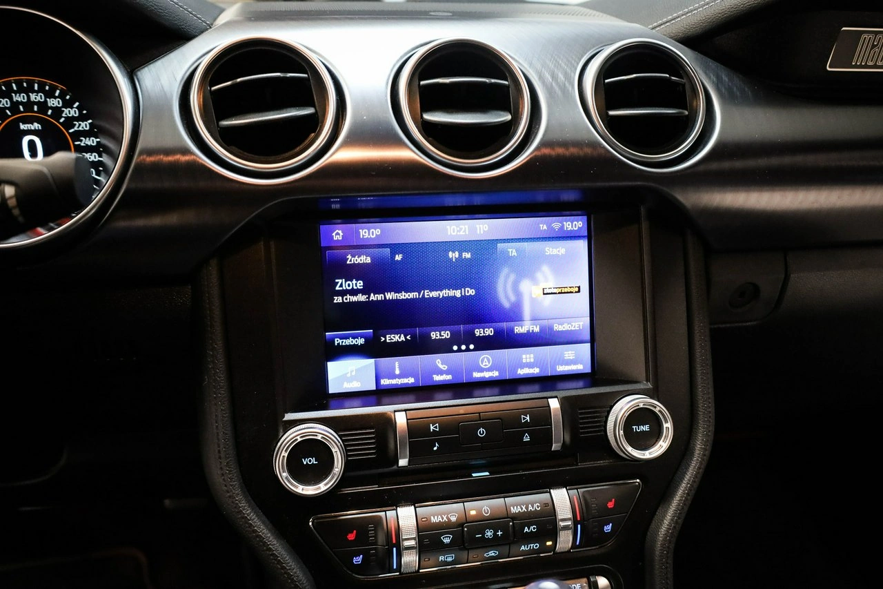 Ford Mustang - Zdjęcie 20