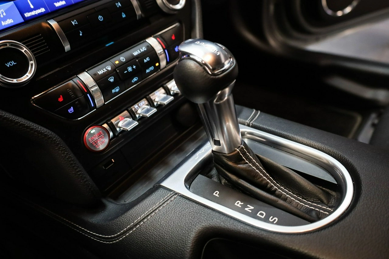 Ford Mustang - Zdjęcie 21