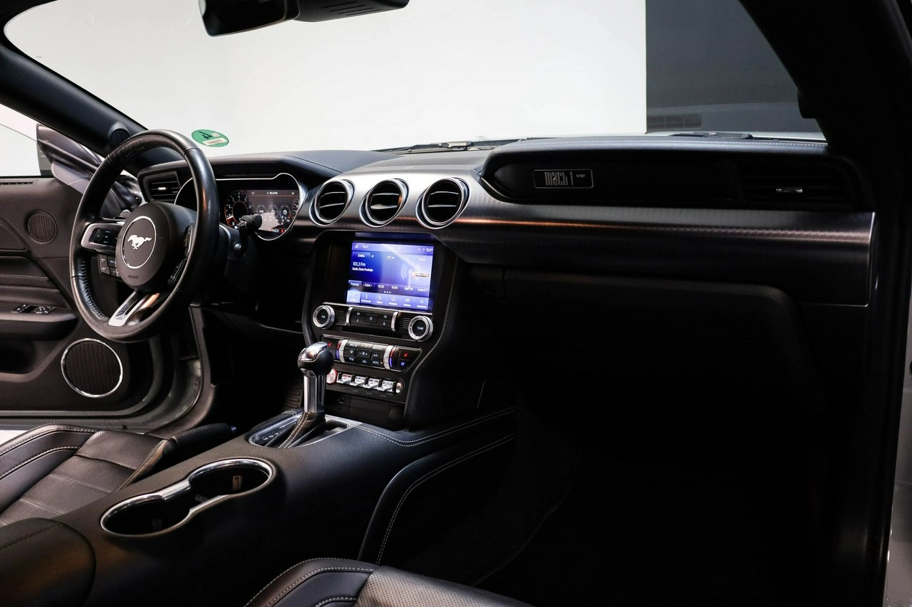 Ford Mustang - Zdjęcie 22