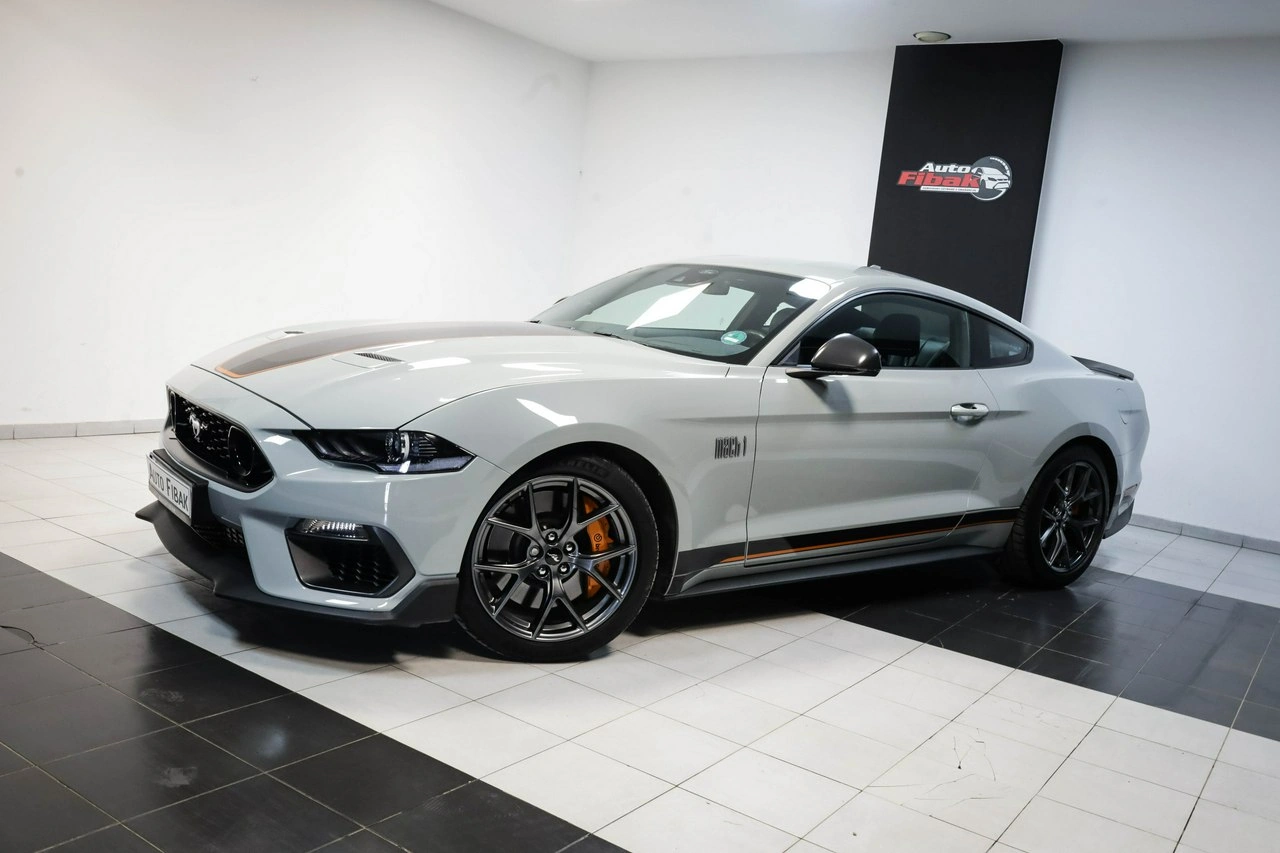 Ford Mustang - Zdjęcie 1