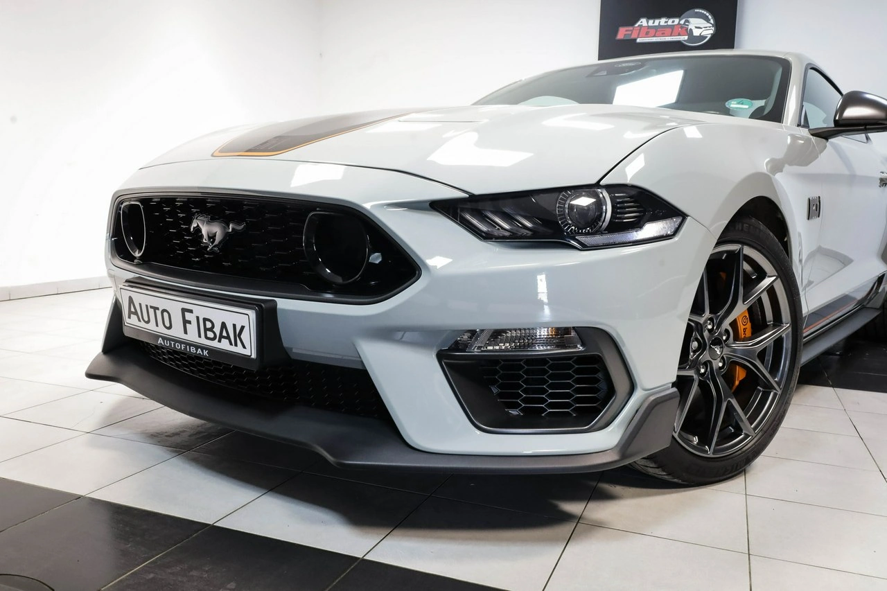 Ford Mustang - Zdjęcie 3