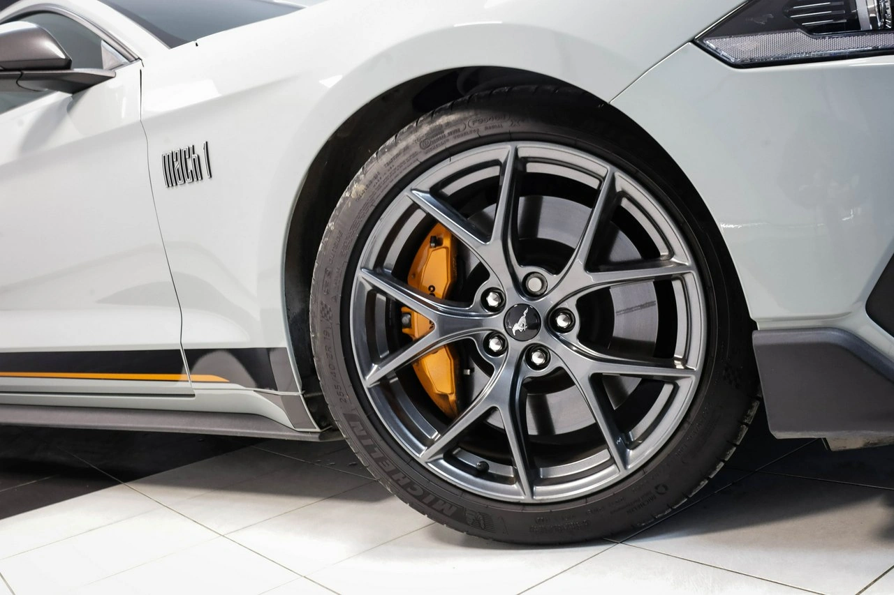 Ford Mustang - Zdjęcie 7