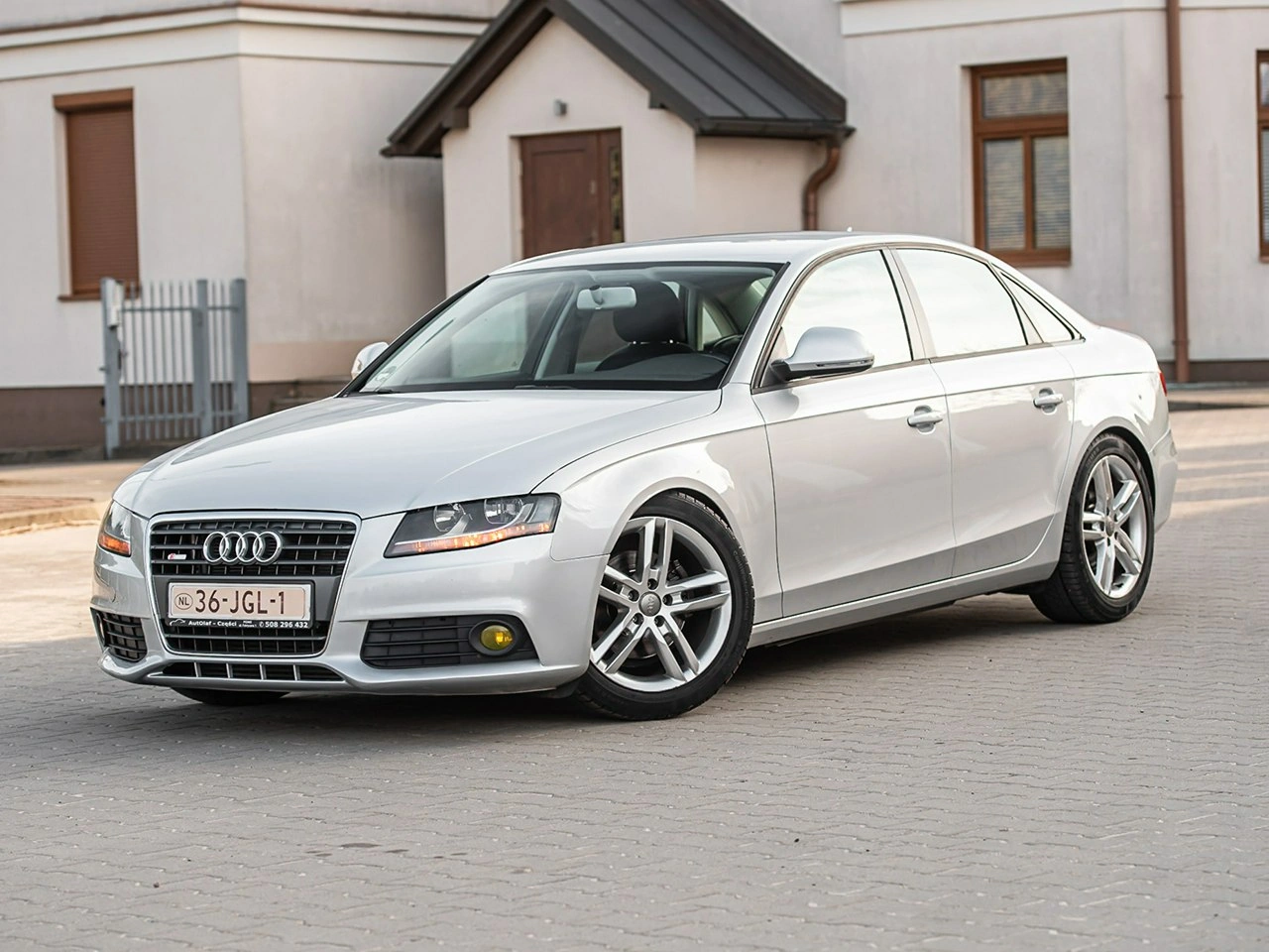 Audi A4 - Zdjęcie 10