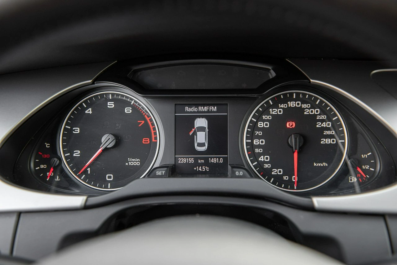 Audi A4 - Zdjęcie 29