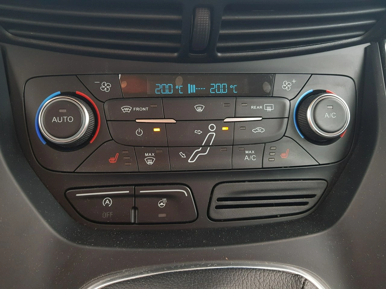 Ford C-MAX - Zdjęcie 18