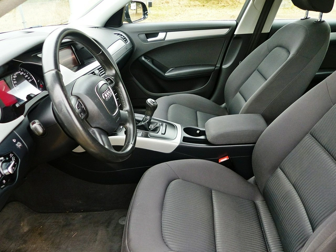 Audi A4 - Zdjęcie 19