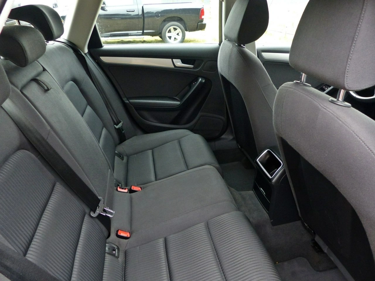 Audi A4 - Zdjęcie 23