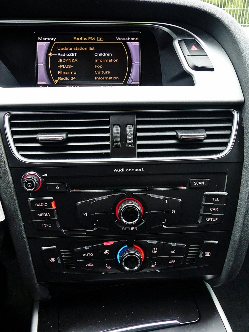 Audi A4 - Zdjęcie 31