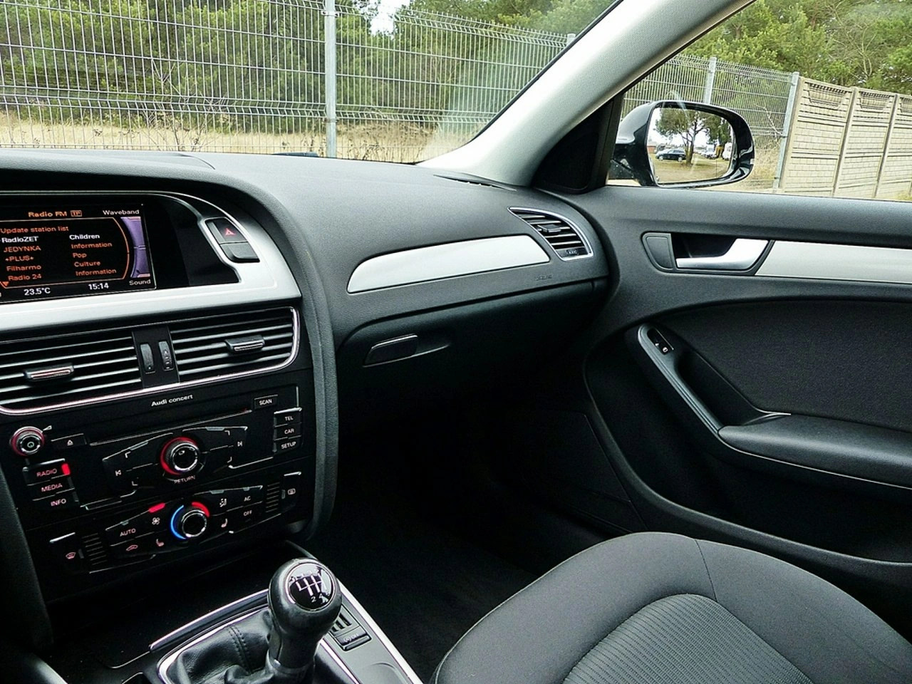 Audi A4 - Zdjęcie 33