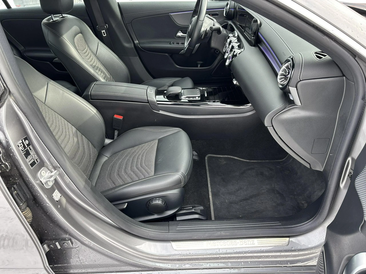 Mercedes CLA 180 - Zdjęcie 16