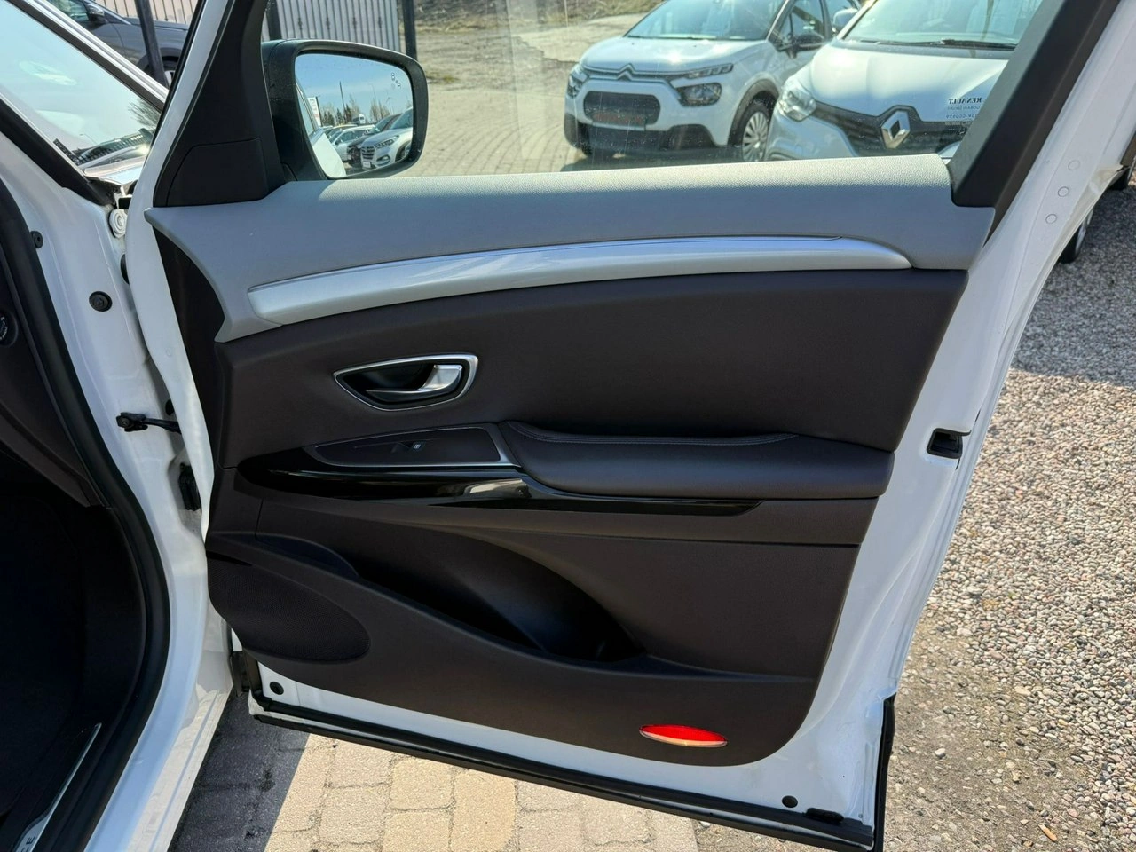 Renault Espace - Zdjęcie 11