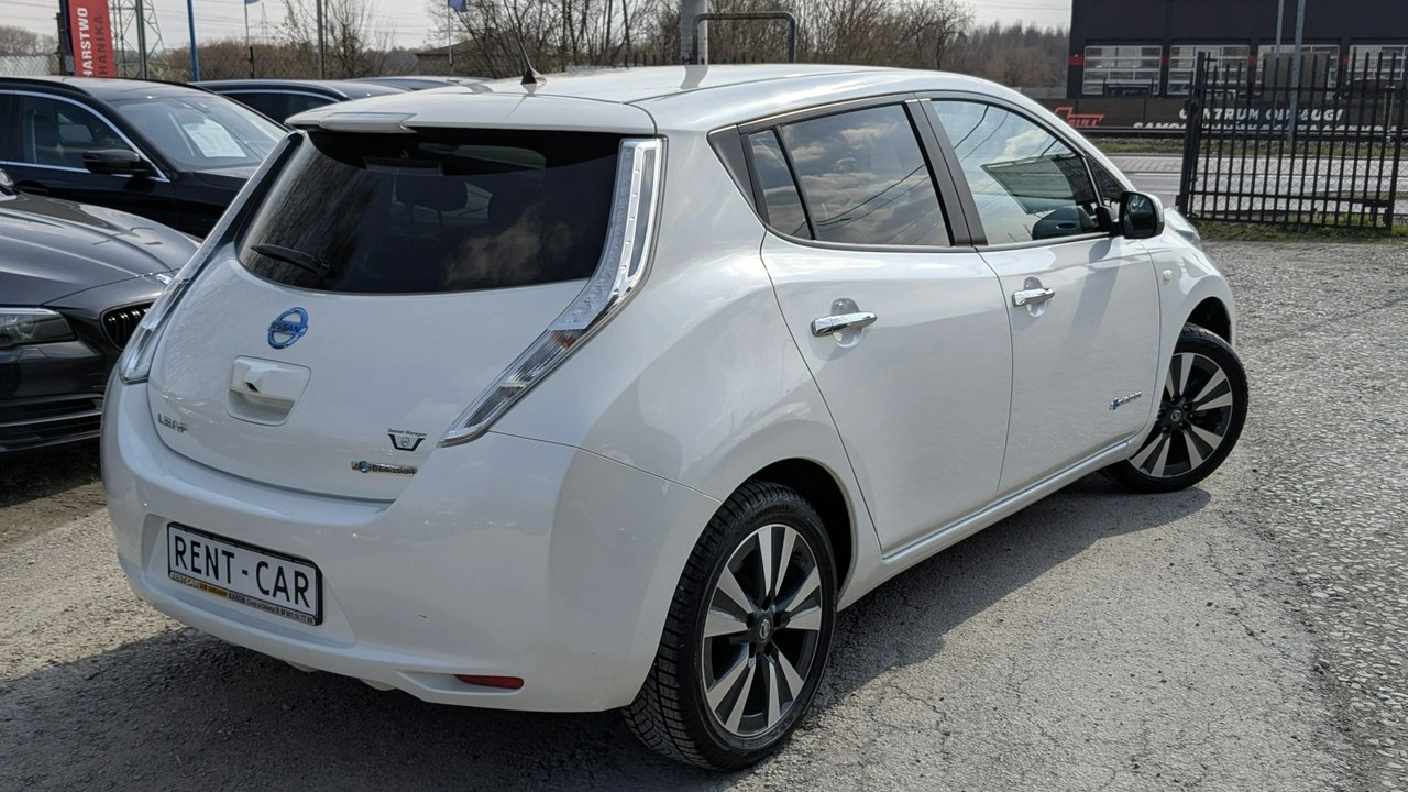 Nissan Leaf - Zdjęcie 11