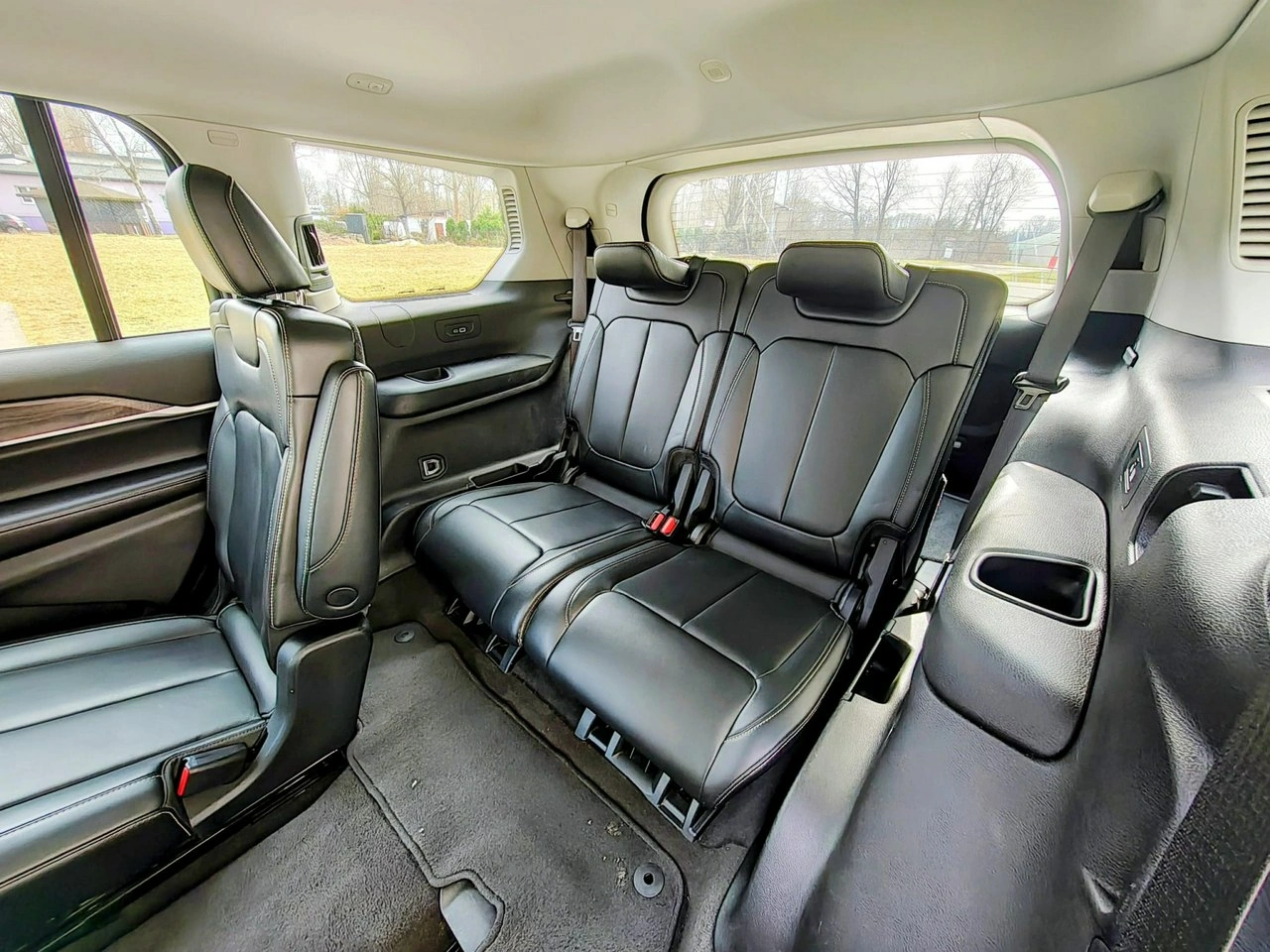 Jeep Grand Cherokee - Zdjęcie 17