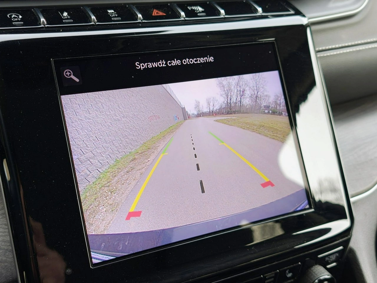 Jeep Grand Cherokee - Zdjęcie 21