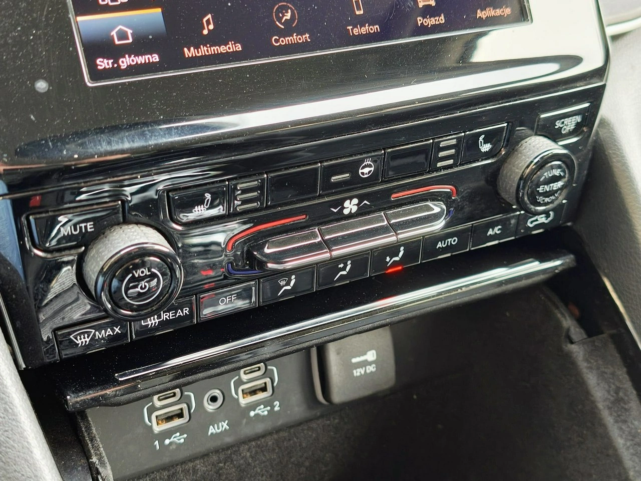 Jeep Grand Cherokee - Zdjęcie 28