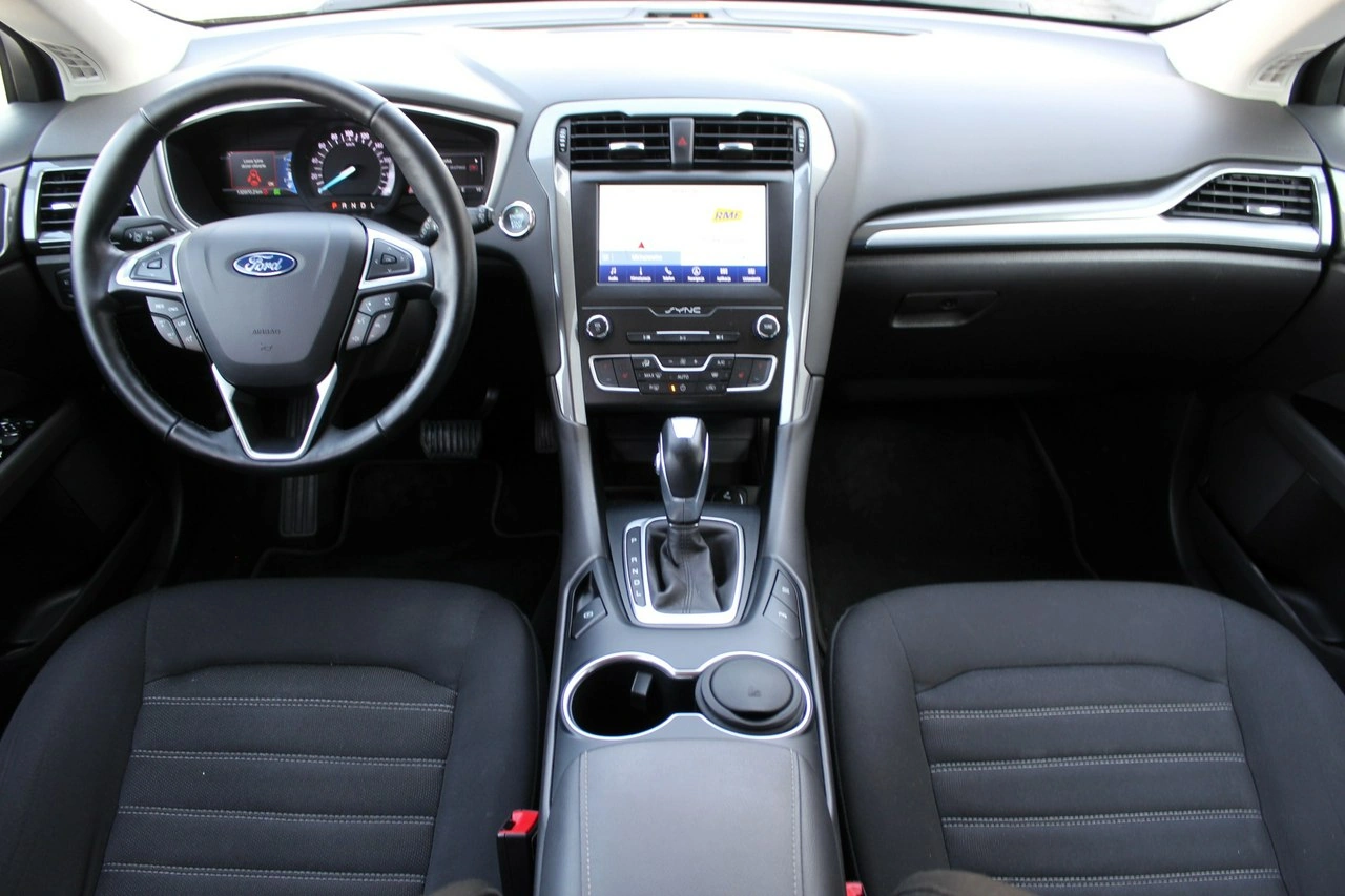 Ford Mondeo SW - Zdjęcie 9