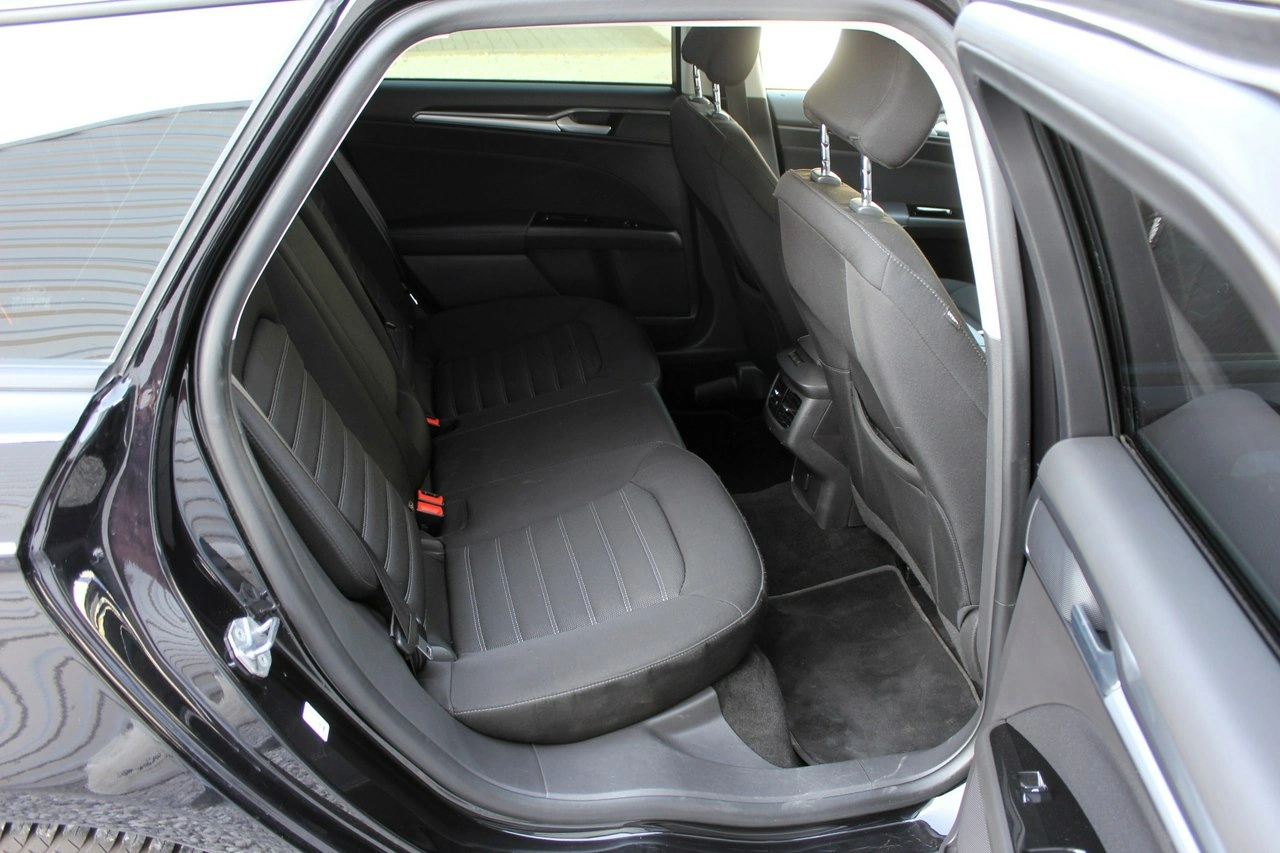 Ford Mondeo SW - Zdjęcie 11